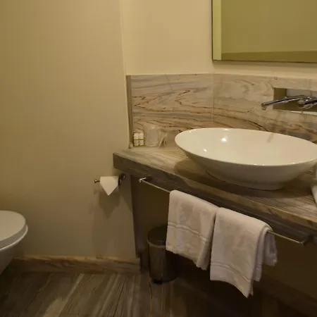 Hotel La Castellana 3*