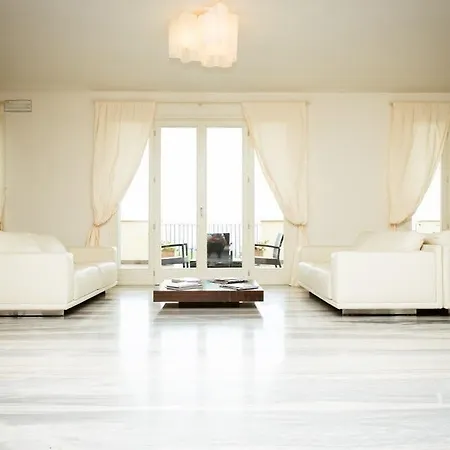 La Castellana Hotel 3*